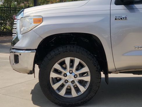 Used 2016 Toyota Tundra Limited w/ Limited Premium Package image 10