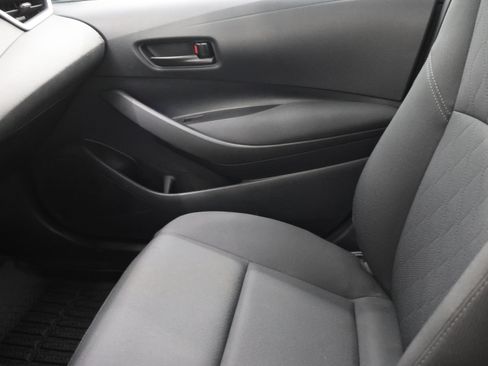 Used 2024 Toyota Corolla LE FWD image 13