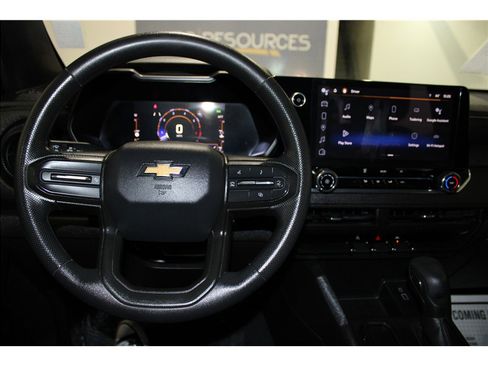 Used 2023 Chevrolet Colorado W/T image 29