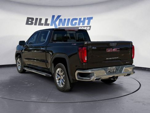 Used 2019 GMC Sierra 1500 SLT w/ SLT Premium Plus Package image 3