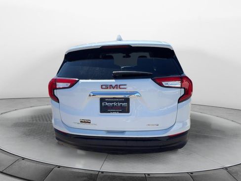 Used 2024 GMC Terrain SLE AWD/4WD image 6