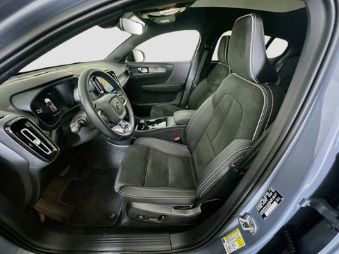 Used 2023 Volvo C40 P8 Recharge Plus AWD/4WD image 13