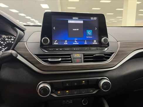 Used 2023 Nissan Altima 2.5 SV FWD image 20