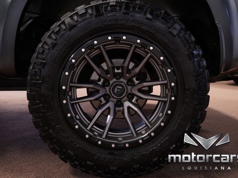 Used 2019 Ford F150 Raptor w/ Equipment Group 802A Luxury image 17