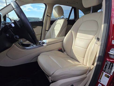 Used 2017 Mercedes-Benz GLC 300 image 21