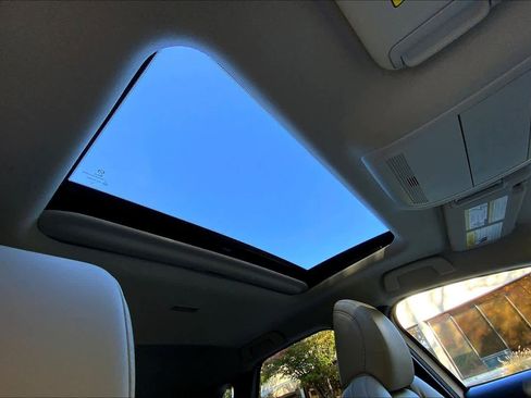 Certified 2024 MAZDA CX-30 AWD 2.5 S w/ Preferred Package image 13