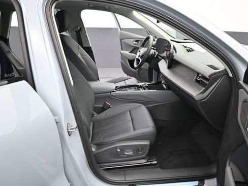 New 2026 Audi Q3 quattro 2.0T AWD/4WD image 14