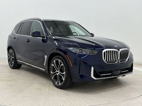 Used 2024 BMW X5 xDrive50e w/ Premium Package AWD/4WD image 7