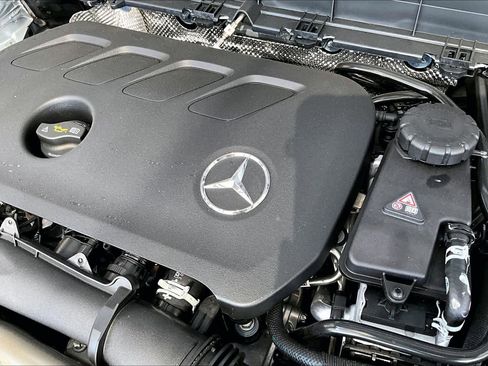 New 2026 Mercedes-Benz GLB 250 image 19