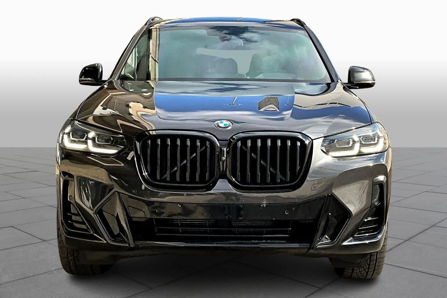 Used 2024 BMW X3 xDrive30i w/ Premium Package AWD/4WD image 3