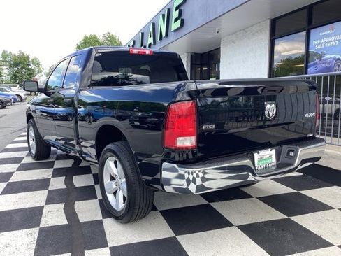 Used 2024 RAM 1500 Classic SLT AWD/4WD image 7