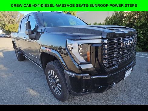 Used 2025 GMC Sierra 2500 Denali Ultimate w/ Max Trailering Package AWD/4WD image 1