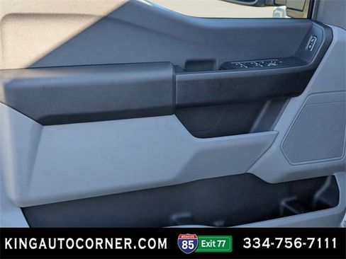 New 2026 Ford F250 XL w/ XL Chrome Package image 10