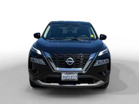 Used 2023 Nissan Rogue SV FWD image 8
