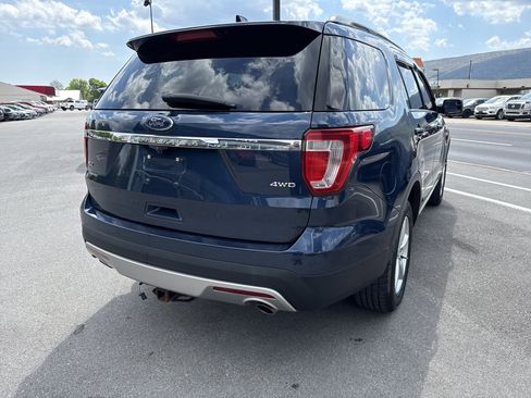 Used 2016 Ford Explorer XLT w/ Equipment Group 201A AWD/4WD image 3