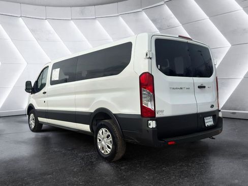 Used 2022 Ford Transit 350 XLT image 5