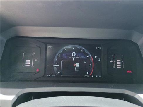 Used 2025 Toyota Tacoma SR AWD/4WD image 11