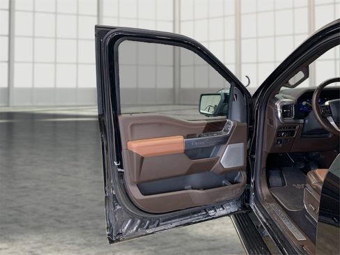 Used 2024 Ford F150 King Ranch image 18