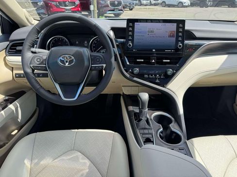 Used 2024 Toyota Camry XLE w/ Navigation Package FWD image 20