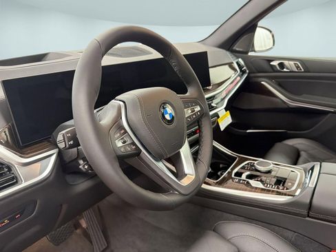 New 2026 BMW X5 xDrive40i AWD/4WD image 4