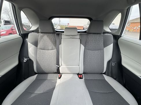 Used 2022 Toyota RAV4 XLE AWD/4WD image 22