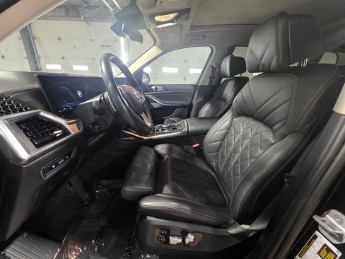 Used 2024 BMW X7 xDrive40i AWD/4WD image 7