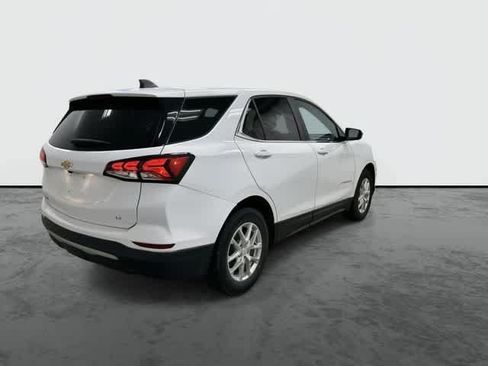 Used 2023 Chevrolet Equinox LT FWD image 3