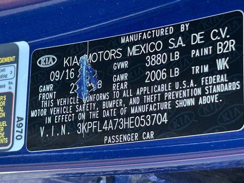 Used 2017 Kia Forte S FWD image 32