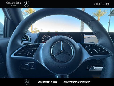 New 2026 Mercedes-Benz GLB 250 GLB 250 image 22