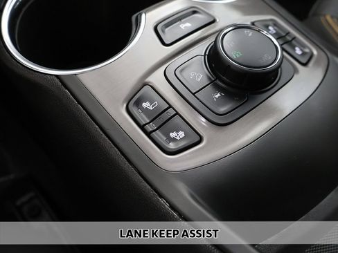 Used 2023 GMC Terrain AT4 w/ Infotainment Package II AWD/4WD image 8