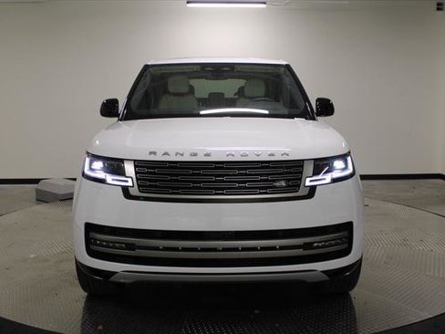 New 2026 Land Rover Range Rover SE image 10