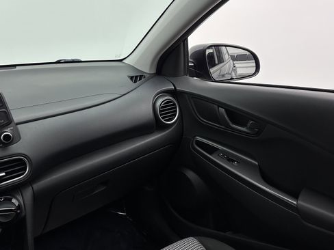 Used 2021 Hyundai Kona SE image 27