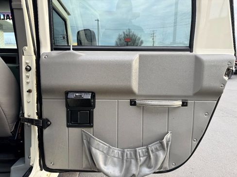 Used 1995 HUMMER H1 4-Door Wagon image 28