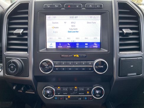 Used 2020 Ford Expedition Platinum image 16