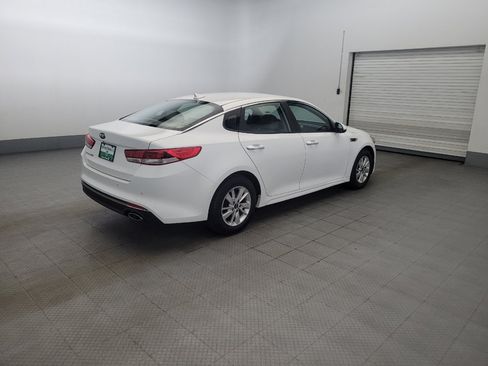 Used 2018 Kia Optima LX FWD image 10