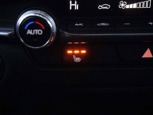 Used 2024 MAZDA MAZDA3 s image 51