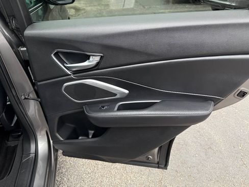 Used 2025 Acura RDX SH-AWD image 22