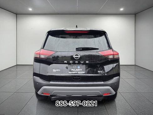 Used 2022 Nissan Rogue SV FWD image 4