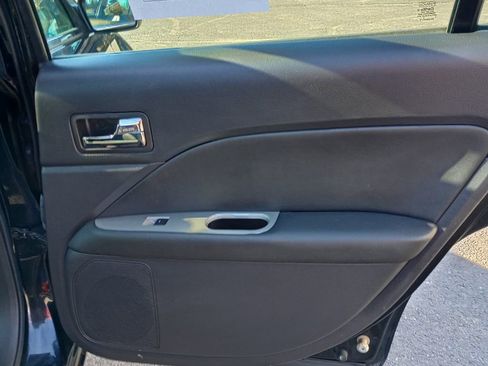 Used 2011 Ford Fusion SEL w/ 302A Rapid Spec Order Code image 19