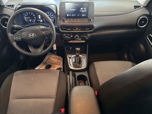 Used 2023 Hyundai Kona SE image 16