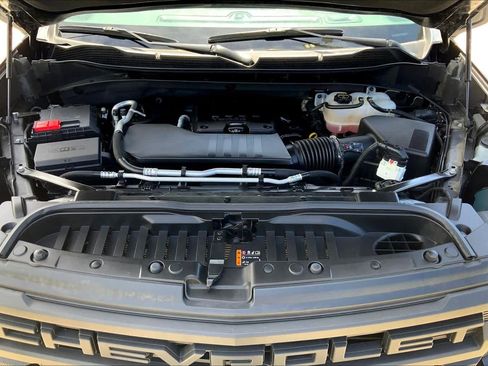 Used 2024 Chevrolet Silverado 1500 Custom Trail Boss w/ LPO, Dark Essentials Package image 29