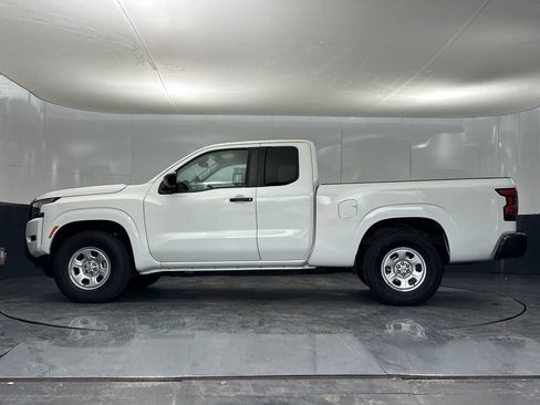Used 2023 Nissan Frontier S image 6