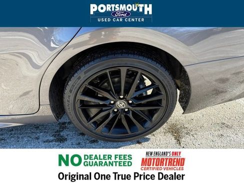 Used 2023 Toyota Camry XSE image 24