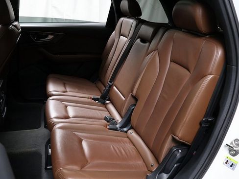 Used 2019 Audi Q7 3.0T Premium w/ Convenience Package image 12