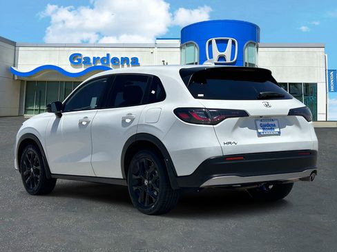 Certified 2024 Honda HR-V Sport image 4