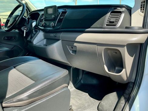 Used 2020 Ford Transit 250 Low Roof RWD image 22