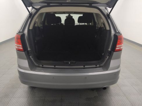 Used 2020 Dodge Journey SE image 29