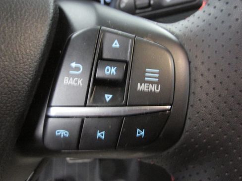 Used 2023 Ford Escape ST-Line Select AWD/4WD image 33