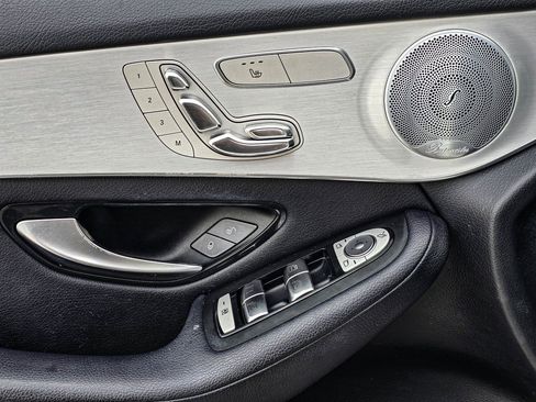 Used 2019 Mercedes-Benz GLC 300 GLC 300 image 12