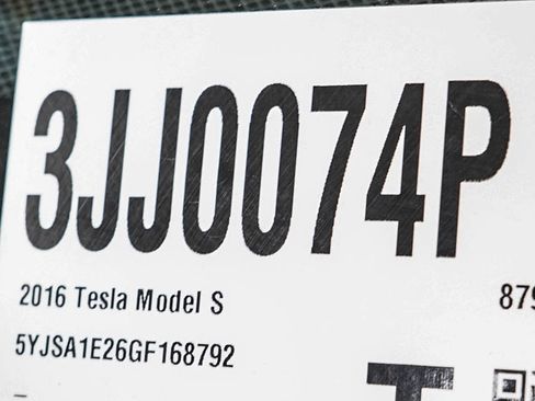 Used 2016 Tesla Model S 70D AWD/4WD image 27